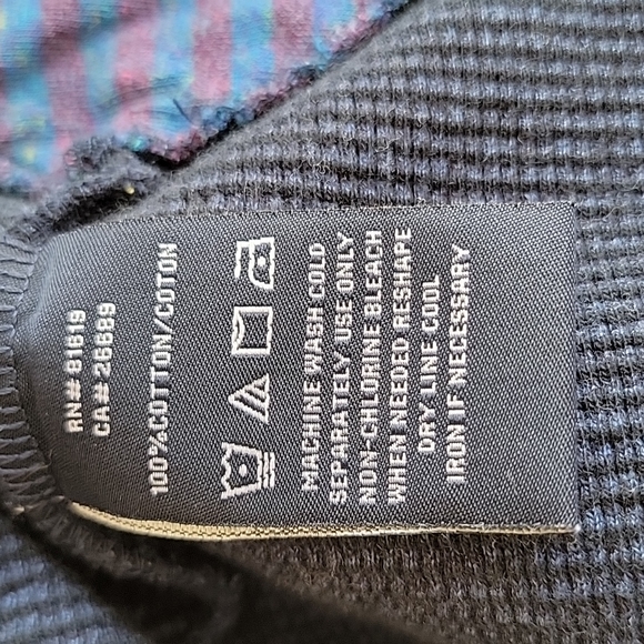 Waffle Knit Quarter Zip - Picture 9 of 10